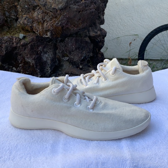 Allbirds | Natural White Wool Runners Women’s 9 - Picture 3 of 15